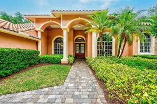 7640 Hunter Ln N, Pinellas Park, FL 33782 - Photo 3