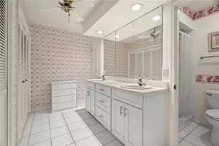 10408 Reclinata Ln, Tampa, FL 33618 - Photo 23