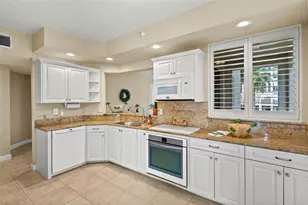 4780 Dolphin Cay Ln S, Saint Petersburg, FL 33711 - Photo 13