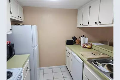 2525 W Bay Drive #B22, Largo, FL 33770 - Photo 5