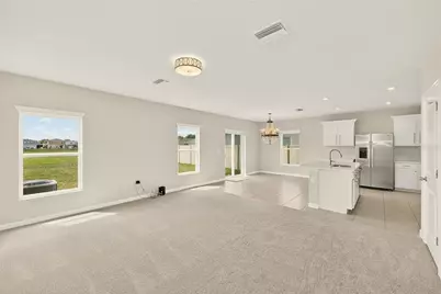 35206 Brienne Street, Zephyrhills, FL 33541 - Photo 7