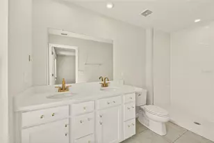 35206 Brienne St, Zephyrhills, FL 33541 - Photo 29