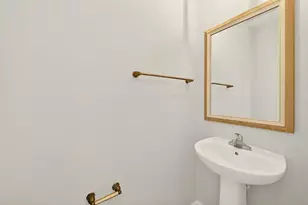 35206 Brienne St, Zephyrhills, FL 33541 - Photo 23