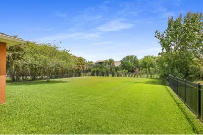 6821 Park Strand Drive, Apollo Beach, FL 33572 - Photo 33