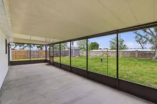 2959 N Lockwood Meadows Blvd, Sarasota, FL 34234 - Photo 19