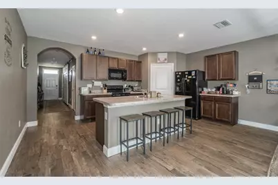 35900 Hillbrook Avenue, Zephyrhills, FL 33541 - Photo 17