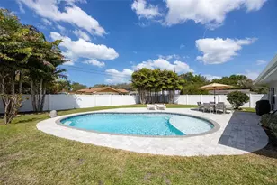 2396 Mangrum Dr, Dunedin, FL 34698 - Photo 25