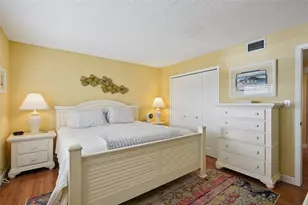 285 107th Ave, Treasure Island, FL 33706 - Photo 25