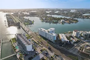 285 107th Ave, Treasure Island, FL 33706 - Photo 39