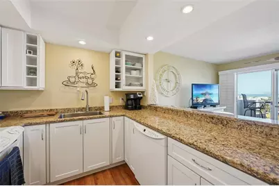 285 107th Avenue #708, Treasure Island, FL 33706 - Photo 5