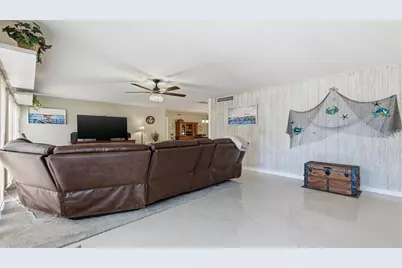 4091 50th Avenue S, Saint Petersburg, FL 33711 - Photo 3