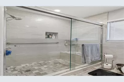 4091 50th Avenue S, Saint Petersburg, FL 33711 - Photo 17