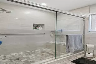 4091 50th Ave S, Saint Petersburg, FL 33711 - Photo 17