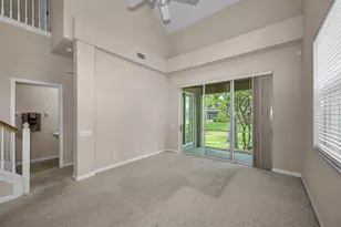 3304 Covered Bridge Dr E, Dunedin, FL 34698 - Photo 9