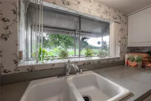 4206 Golf Club Ln, Tampa, FL 33618 - Photo 19