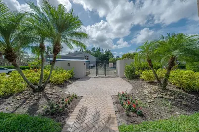 4206 Golf Club Lane, Tampa, FL 33618 - Photo 55