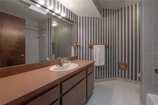 4206 Golf Club Ln, Tampa, FL 33618 - Photo 49