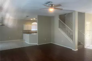 18914 Maisons Dr, Lutz, FL 33558 - Photo 9