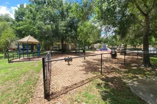 36009 Deer Creek Dr, Zephyrhills, FL 33541 - Photo 27