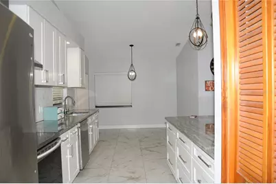 2106 Whitlock Place, Dover, FL 33527 - Photo 13