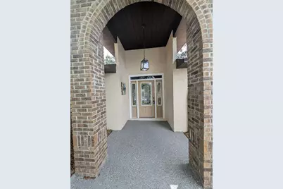 2106 Whitlock Place, Dover, FL 33527 - Photo 3