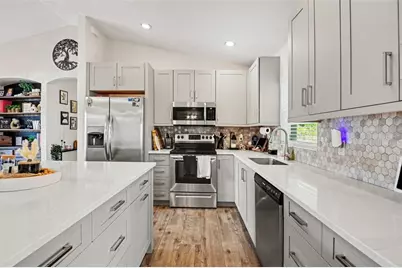 3894 S Chamberlain Boulevard, North Port, FL 34286 - Photo 7