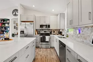 3894 S Chamberlain Blvd, North Port, FL 34286 - Photo 7