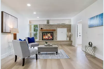 2753 Valencia Drive, Sarasota, FL 34239 - Photo 11