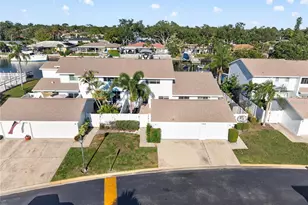 6747 Cape Hatteras Way NE, Saint Petersburg, FL 33702 - Photo 1