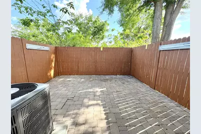 4006 Cedar Limb Court, Tampa, FL 33614 - Photo 5