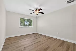 6257 Cape Hatteras Way NE, Saint Petersburg, FL 33702 - Photo 21