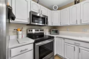 2801 2nd Ave S, Saint Petersburg, FL 33712 - Photo 11