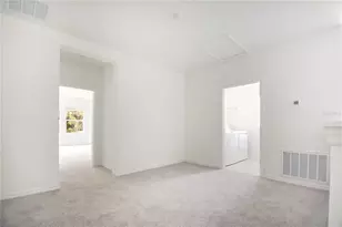 3396 Lapis Lk Dr, Zephyrhills, FL 33541 - Photo 21