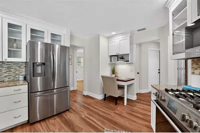1200 Eden Isle Boulevard NE, Saint Petersburg, FL 33704 - Photo 17