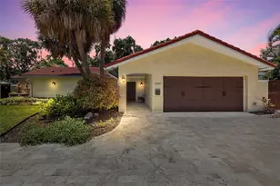 1200 Eden Isle Blvd NE, Saint Petersburg, FL 33704 - Photo 37