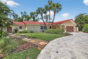 1200 Eden Isle Blvd NE, Saint Petersburg, FL 33704 - Photo 1