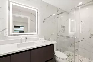 631 Harbor Is, Clearwater Beach, FL 33767 - Photo 33