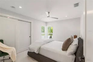 631 Harbor Is, Clearwater Beach, FL 33767 - Photo 79