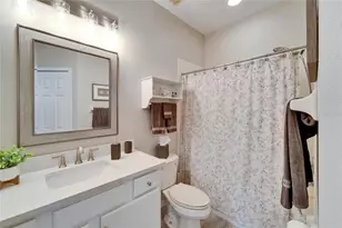 221 Sela Cove Cir, Apollo Beach, FL 33572 - Photo 35