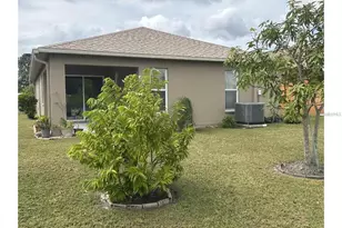 6812 Aramon Ct, Wesley Chapel, FL 33545 - Photo 5