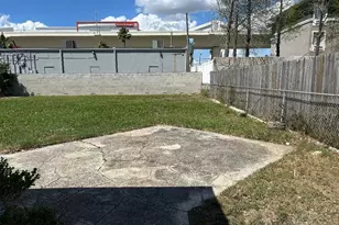 4611 W McElroy Ave, Tampa, FL 33611 - Photo 17