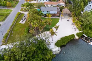 2700 44th St S, Gulfport, FL 33711 - Photo 29