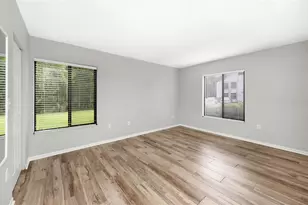 1308 Pine Ridge Cir E, Tarpon Springs, FL 34688 - Photo 21