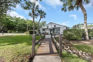 1308 Pine Ridge Cir E, Tarpon Springs, FL 34688 - Photo 39