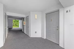 1308 Pine Ridge Cir E, Tarpon Springs, FL 34688 - Photo 33