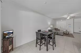 30688 Veridian Wy, Wesley Chapel, FL 33543 - Photo 17