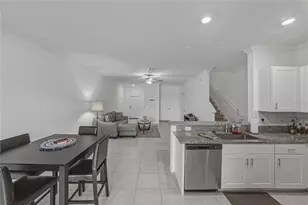 30688 Veridian Wy, Wesley Chapel, FL 33543 - Photo 15