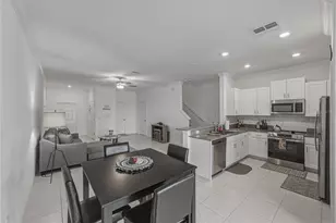30688 Veridian Wy, Wesley Chapel, FL 33543 - Photo 15