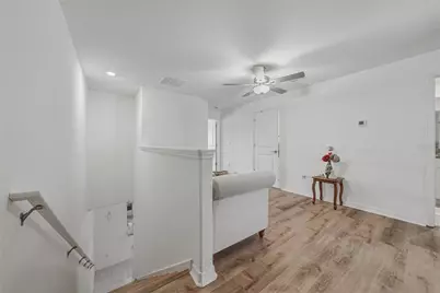 30688 Veridian Way, Wesley Chapel, FL 33543 - Photo 19