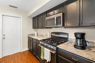 7001 18th St N, Saint Petersburg, FL 33702 - Photo 15